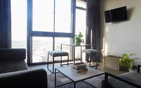 Four Seasons Apartments